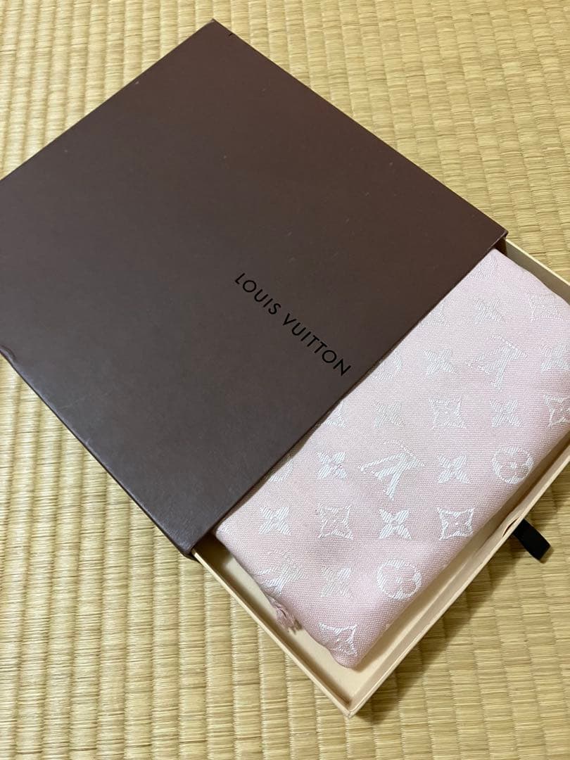 LOUIS VUITTON ピンク ストール 大判