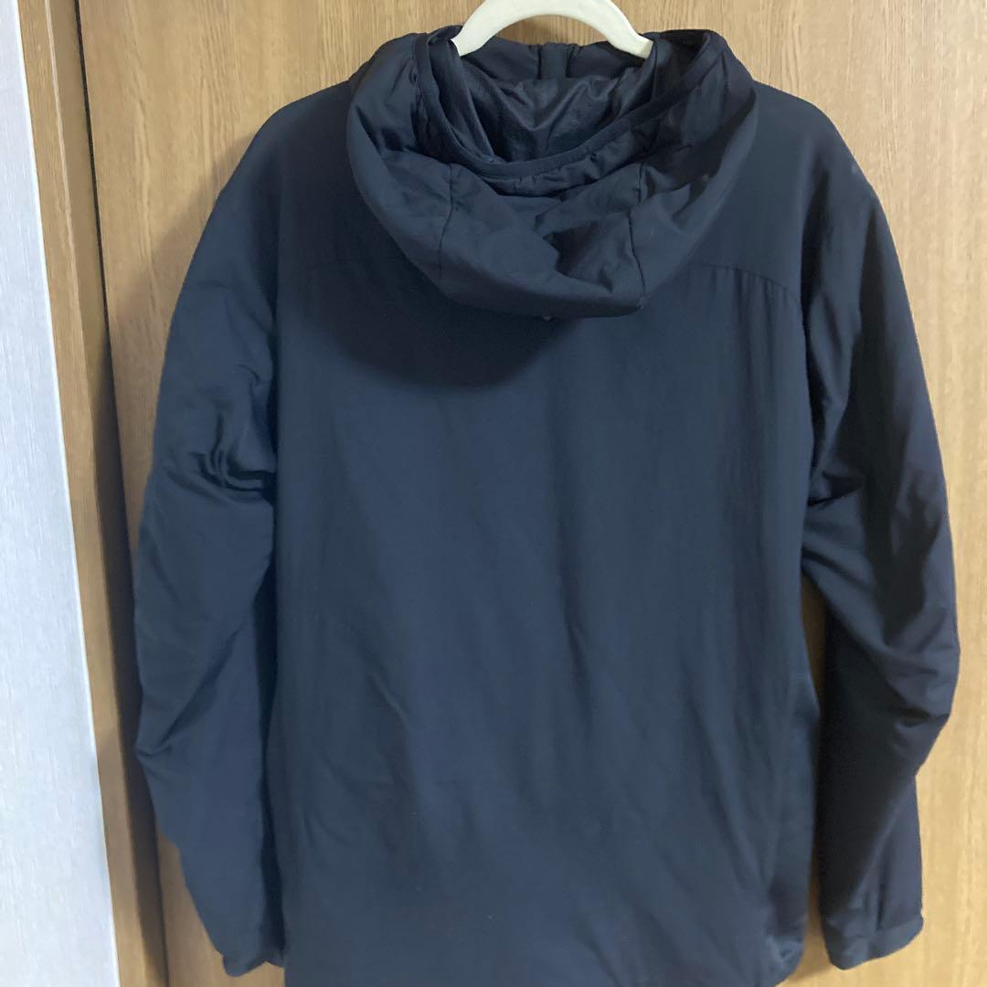 ■アークテリクス フーディAtom LT Mサイズ