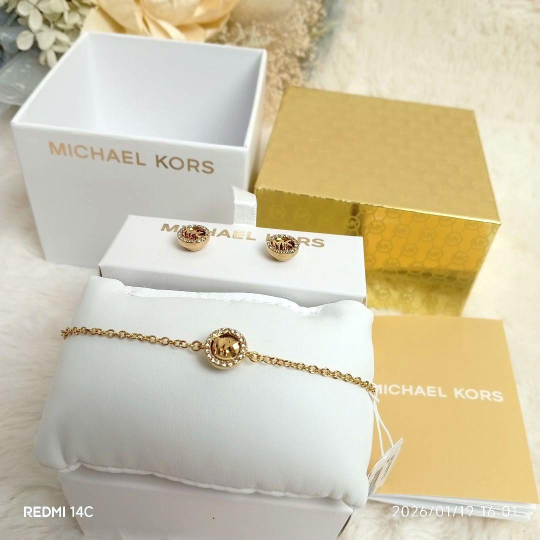 【MICHAEL KORS】ゴールドロゴデザイン ブレスレット＆ピアスセット