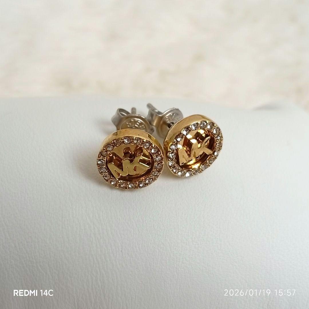 【MICHAEL KORS】ゴールドロゴデザイン ブレスレット＆ピアスセット