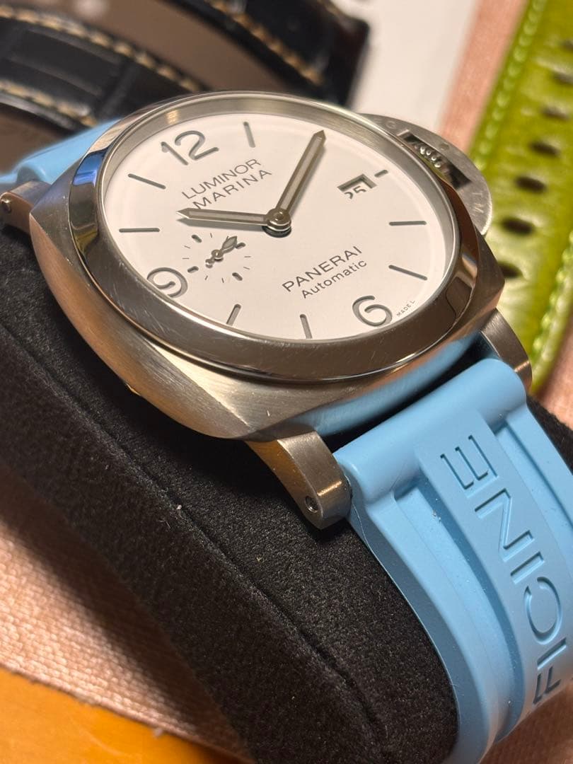 PANERAI ルミノールマリーナ 純正ラバーベルト ライトブルー 24mm