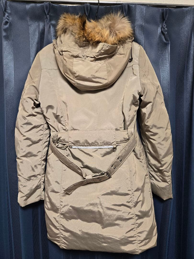 PEUTEREYベージュダウンジャケット ファー付き サイズ42（L）