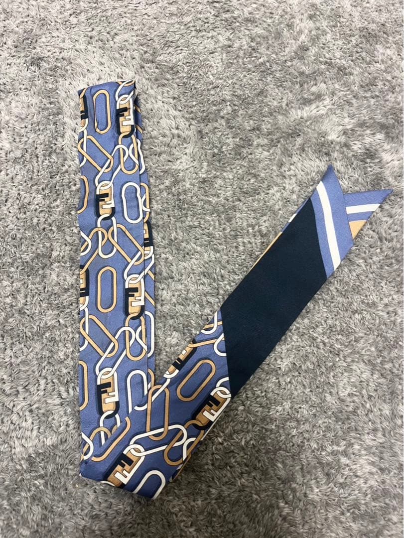 FENDI フェンディ ラッピー リボンスカーフ FF柄 チェーン柄