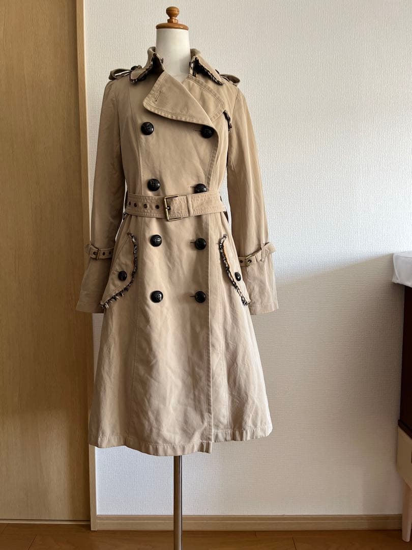 よっちゃん　バーバリーロンドンライナートレンチコート
