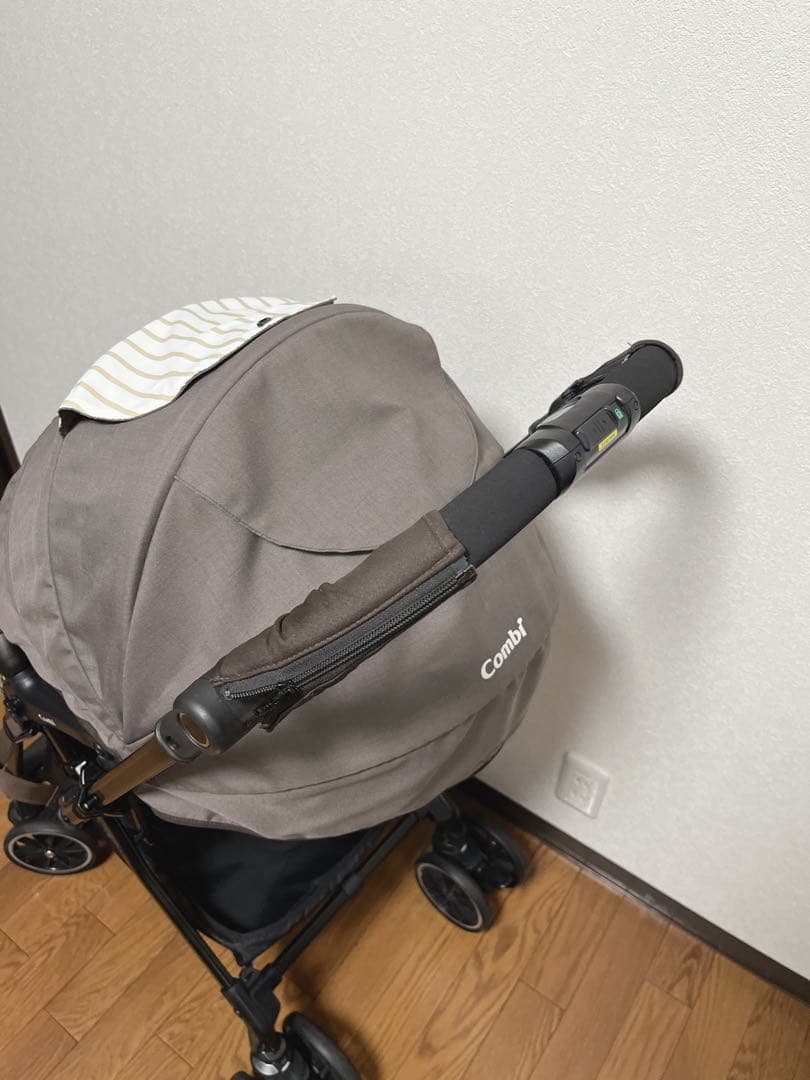 【極美品】コンビ スゴカルα4キャスcompact エッグショック⭐︎