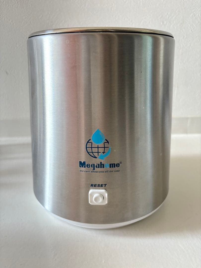 メガホーム社 蒸留水器とガラス容器