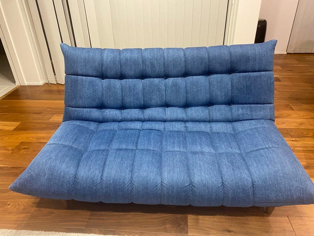 おしゃれなデニム生地2人掛けソファ