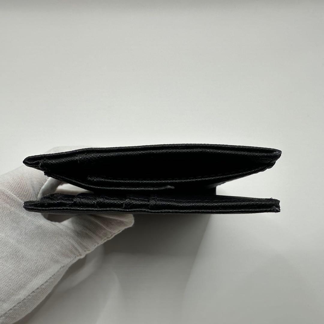 エンポリオ・アルマーニ(EMPORIO ARMANI) 2つ折り財布 ロゴ型押し