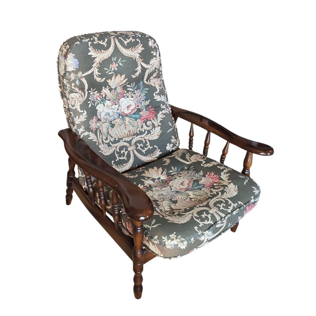 送料無料カリモク　コロニアル　リクライニング　アームチェア