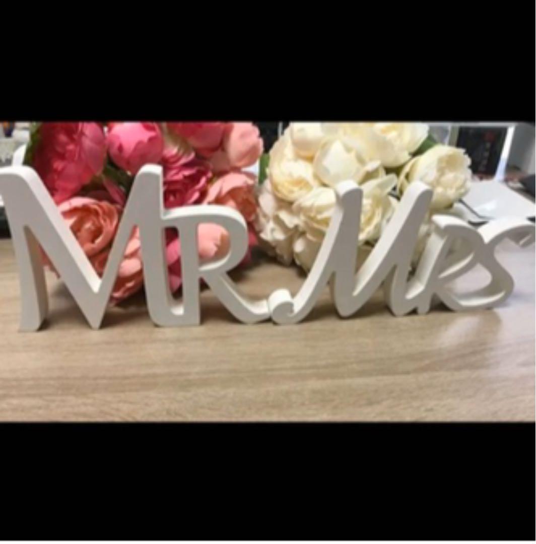 【結婚式に最適】ハワイ製 Mr.Mrs.ウッドオブジェ