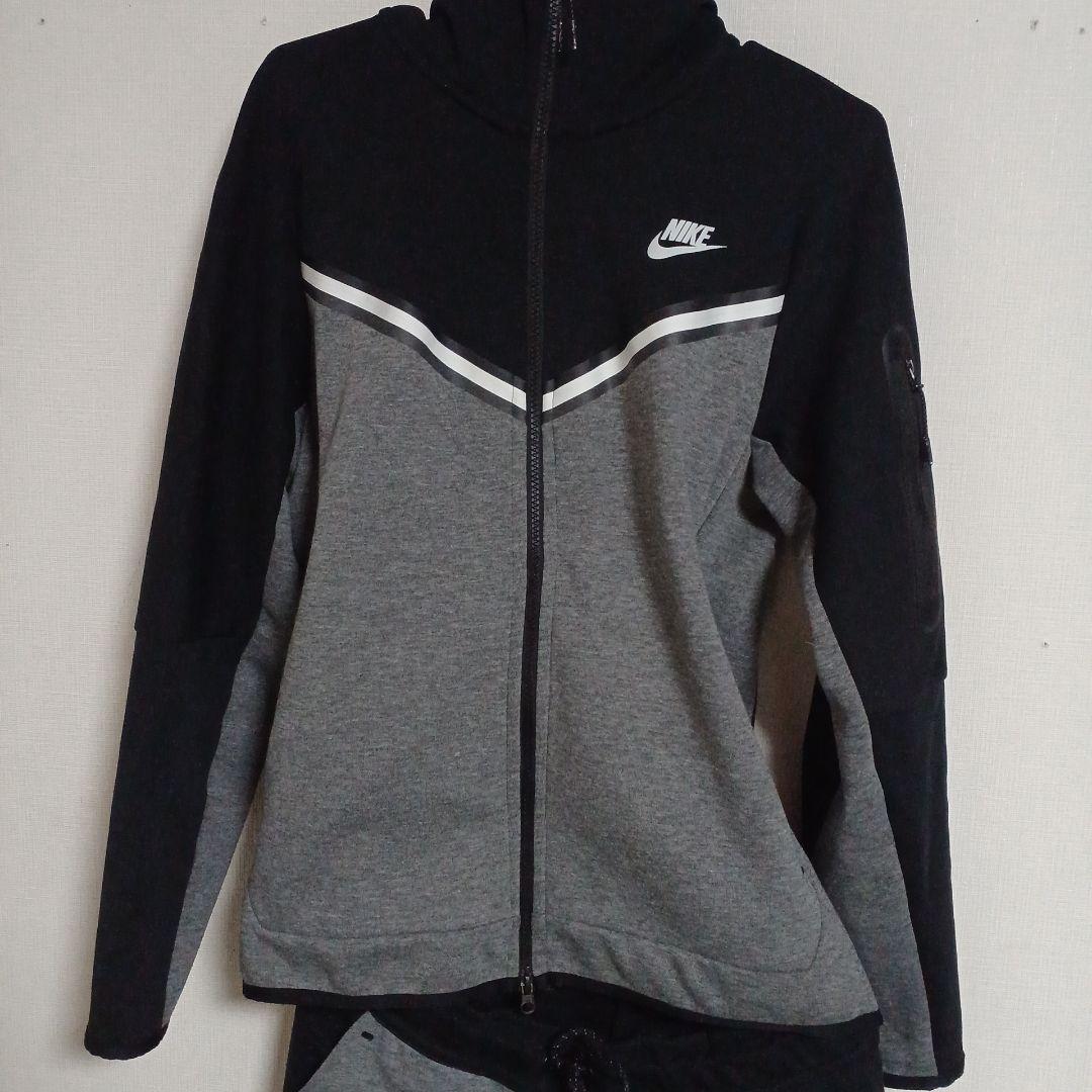 NIKEテック上下セット ブラック/グレー