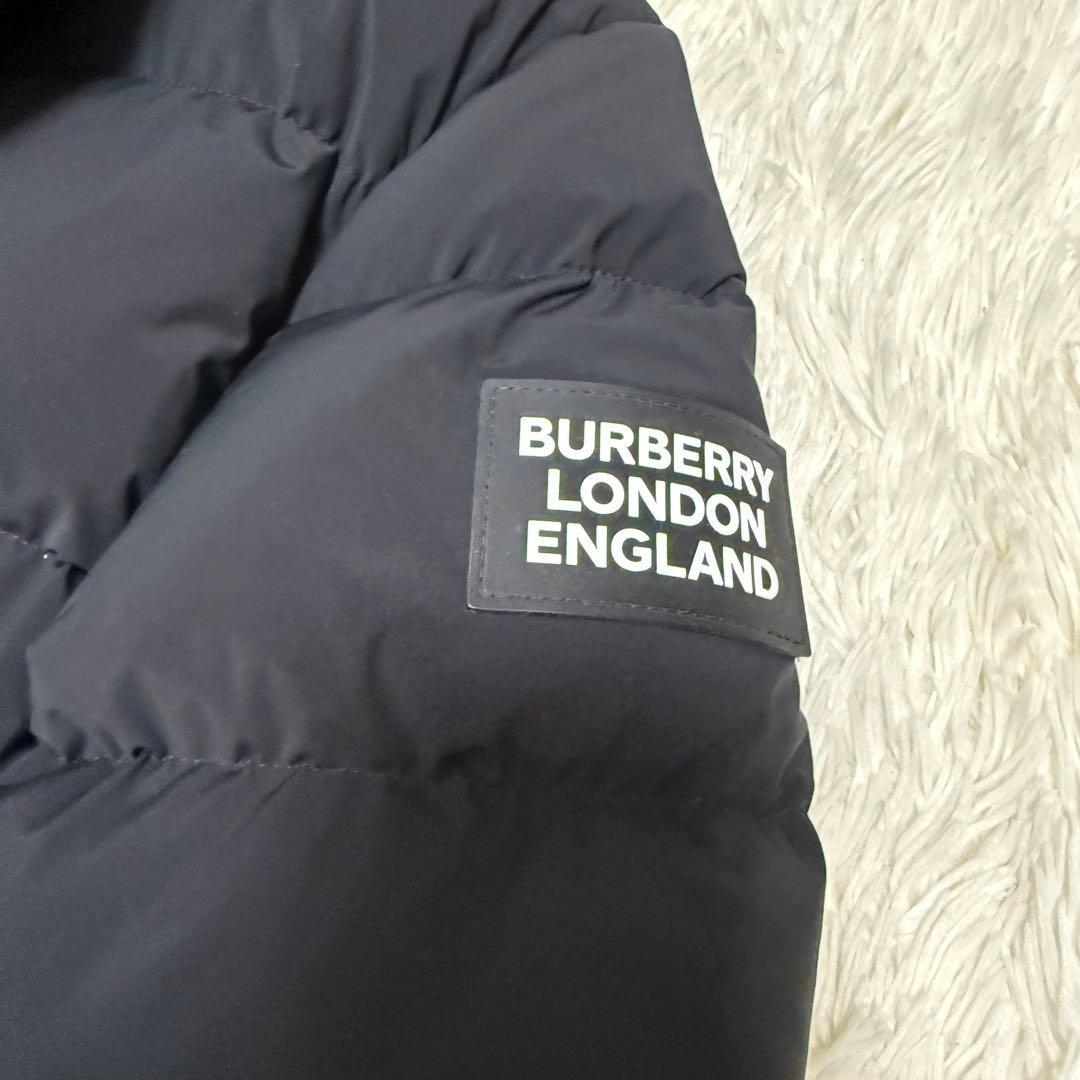現行　BURBERRY LONDON ENGLAND ダウンコート　ベルト付