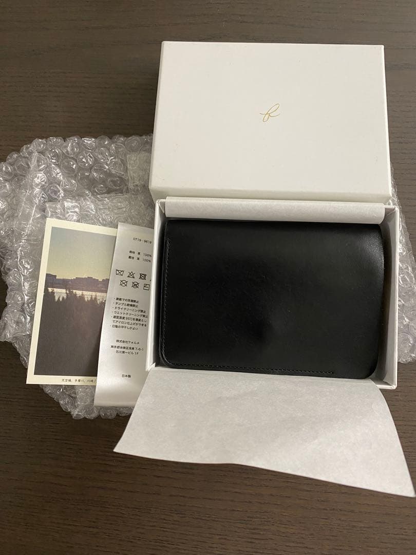 forme (フォルメ) / Baby calf short wallet