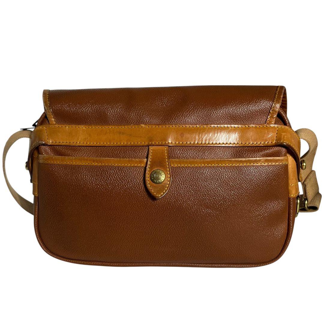 【 良品 】 ハンティングワールド　メッセンジャーバッグ　フラップベルト　レザー