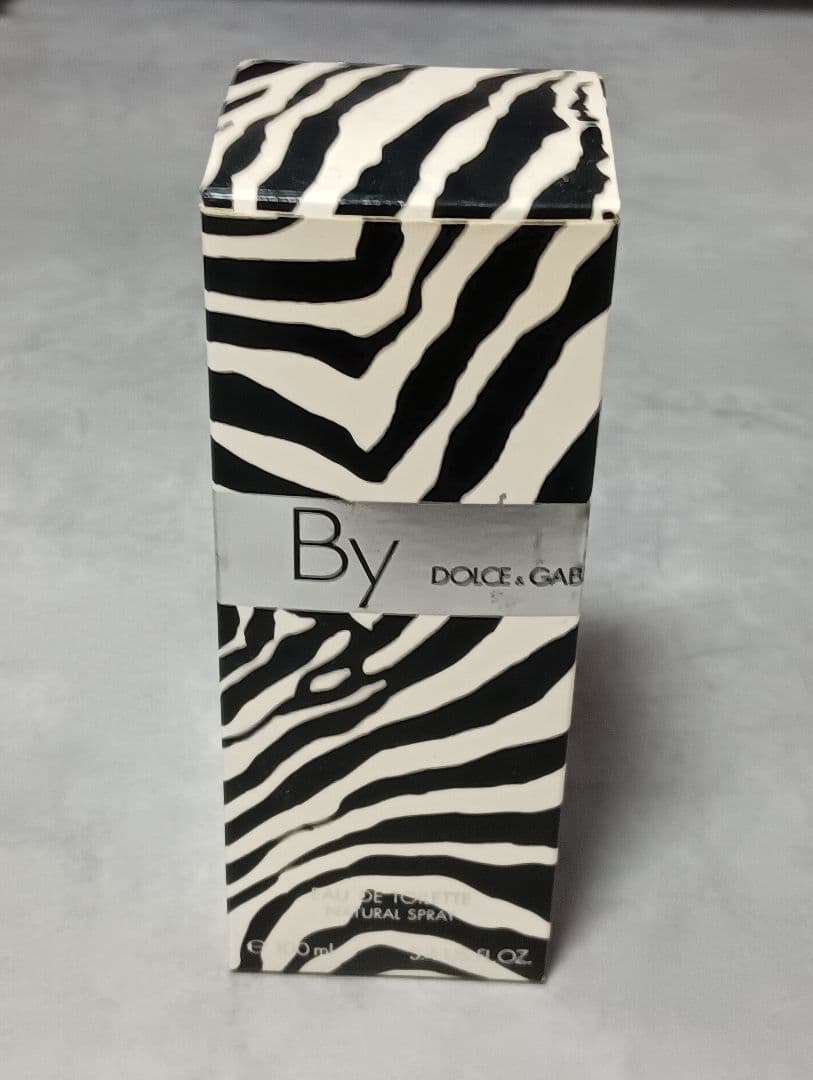 DOLCE & GABBANA By ゼブラ柄香水 100ml　廃盤　レア