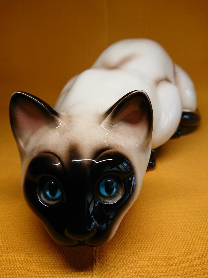 【美品】ネコ　猫　シャム猫　陶器　置物　インテリア　工芸品　美術品　A3052