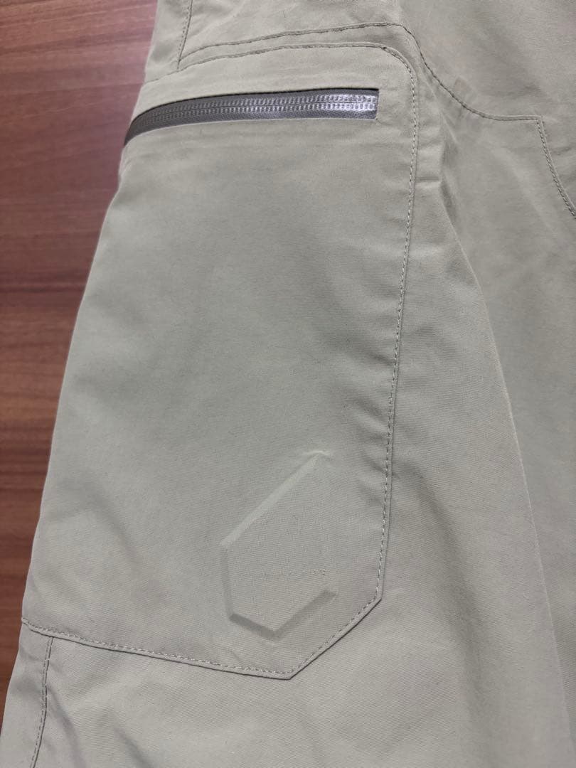 VOLCOM GORE-TEX スノーボードパンツ Mサイズ