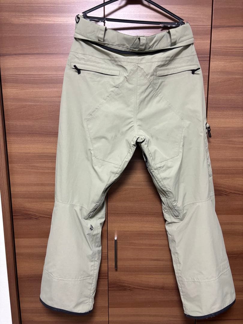 VOLCOM GORE-TEX スノーボードパンツ Mサイズ