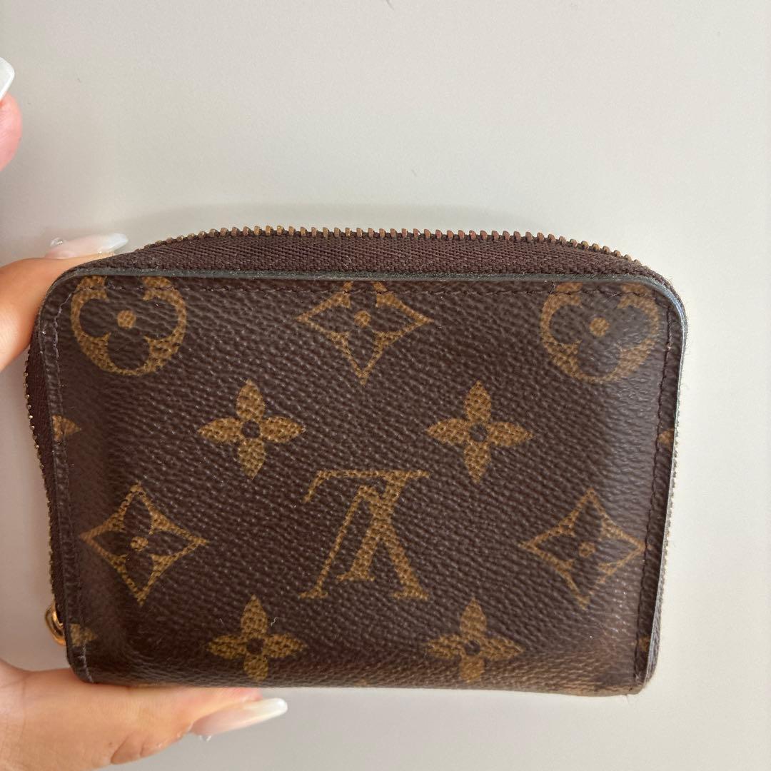 LOUIS VUITTON 財布
