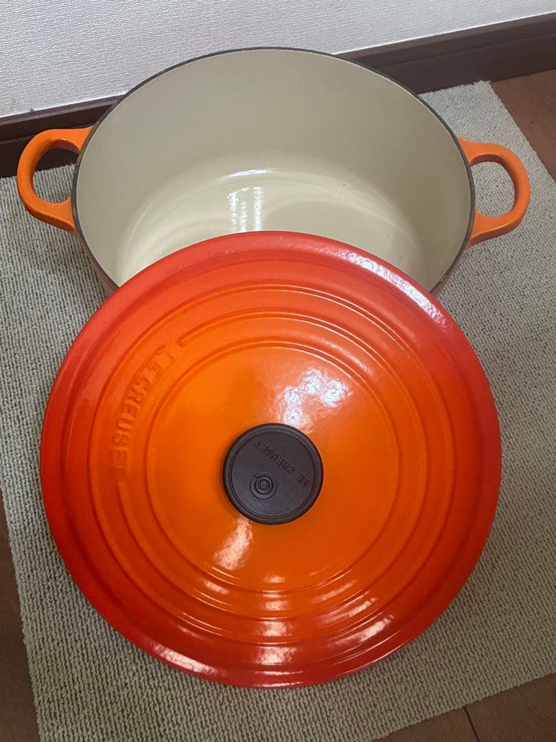 LE CREUSET　26cm　新品未使用　オレンジ　両手鍋　鋳物ホーロー