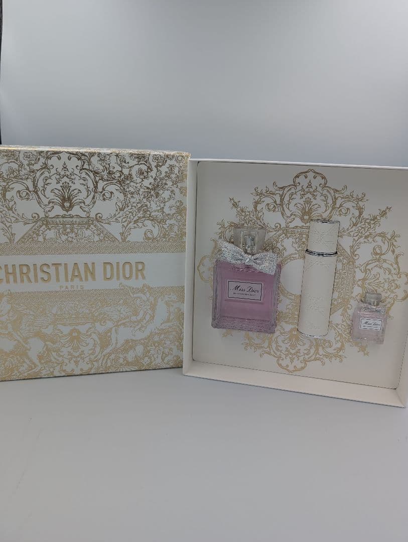 ミスディオール　ブルーミング　ブーケ　100ml + トラベルスプレー10ml