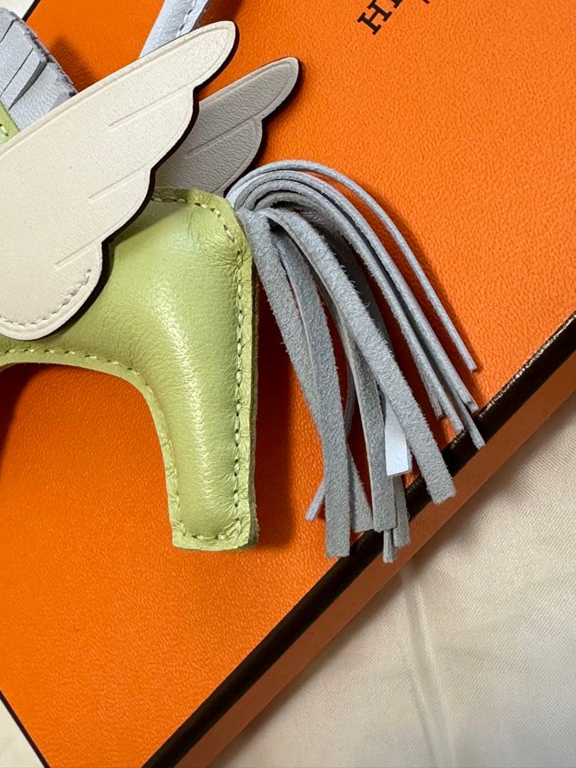 HERMES ロデオチャーム ペガサス PM