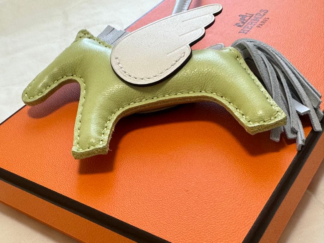HERMES ロデオチャーム ペガサス PM