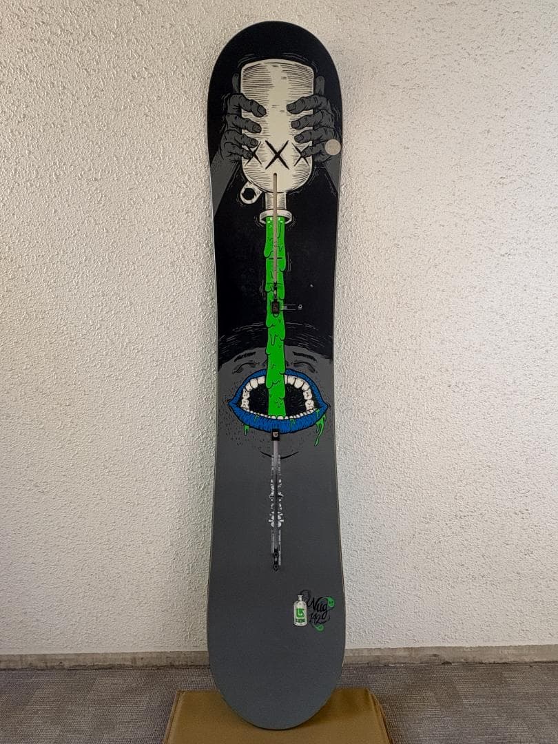 スノーボード Burton Nug
