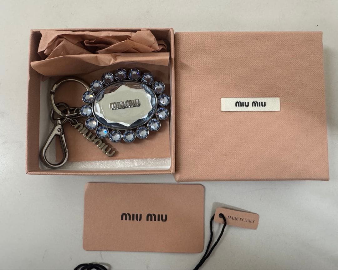 【美品】最終値下げミュウミュウ キーホルダー チャーム ラインストーン