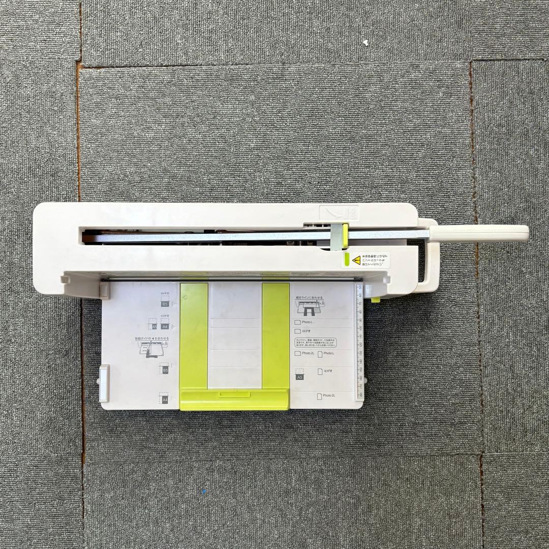 PLUS コンパクト断裁機 PK-213 裁断機