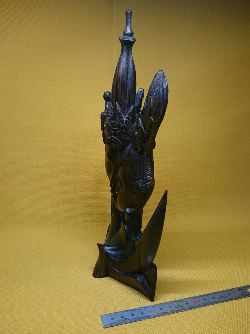 人形　木彫　彫像　オブジェ　置物　インテリア　工芸品　美術品　A1402