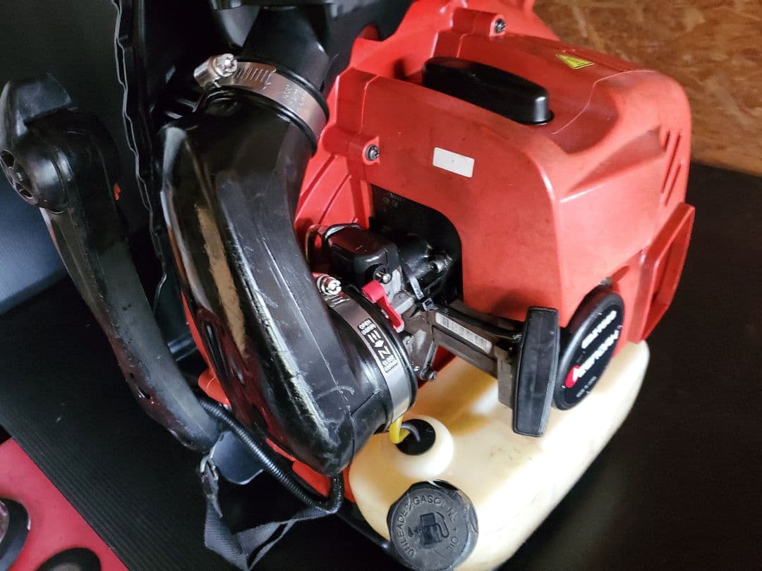 プロ仕様 ゼノア ブロワー EBZ7500 即戦力