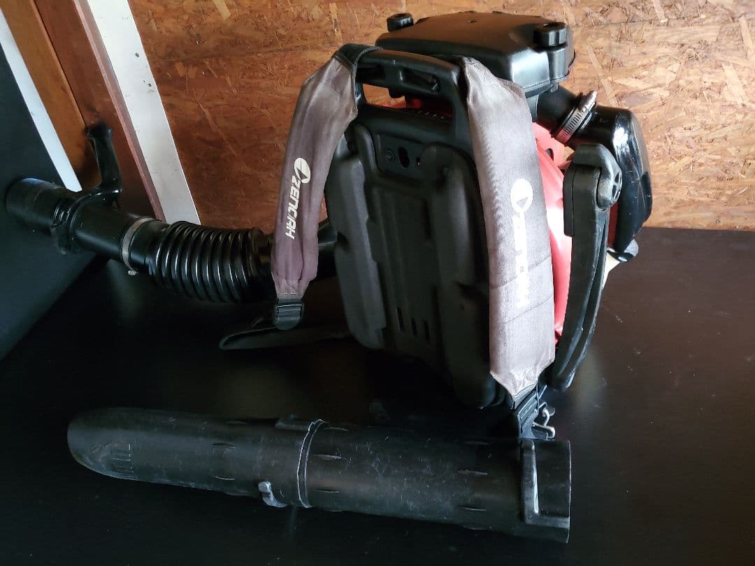 プロ仕様 ゼノア ブロワー EBZ7500 即戦力