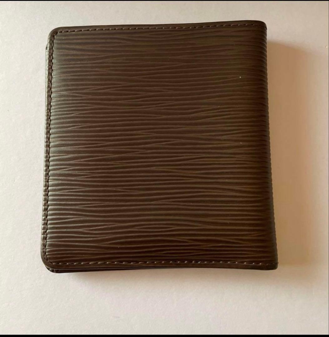 LVエピ　焦茶二つ折り財布　焦茶