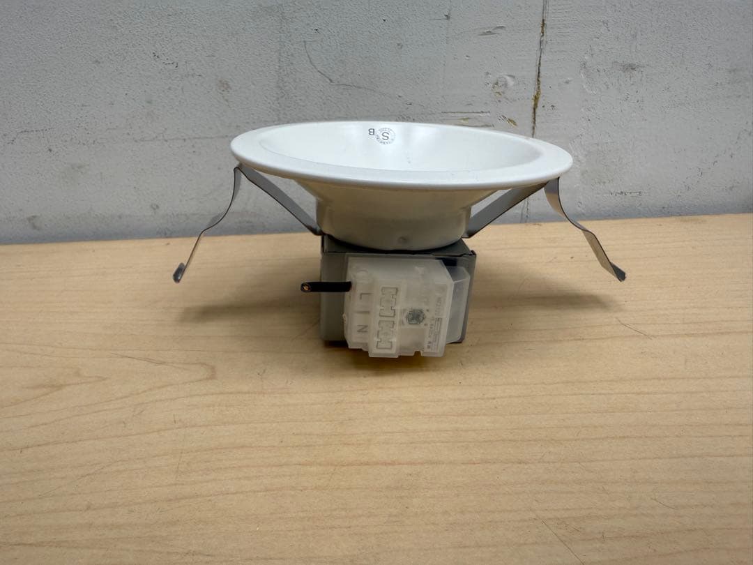SK361☆展示品☆大光電気☆LED☆ダウンライト☆DDL-6132YW☆25年