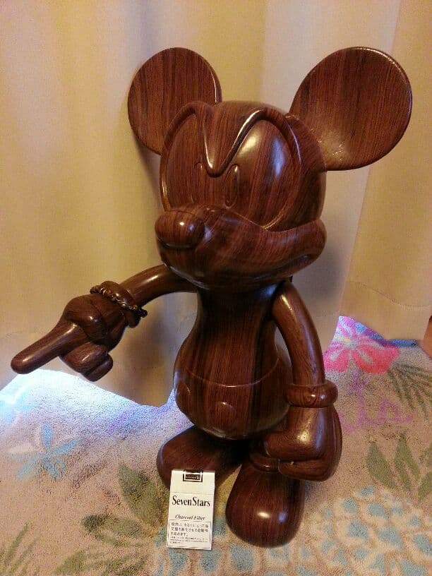 木のミッキーマウス激レア物　木の削りだしミッキーマウス