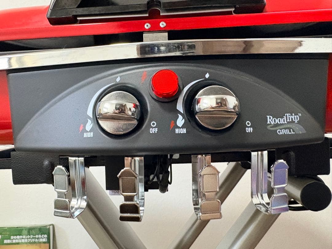 ほぼ新品Coleman RoadTrip 225 コンロ　ガス,プレート付