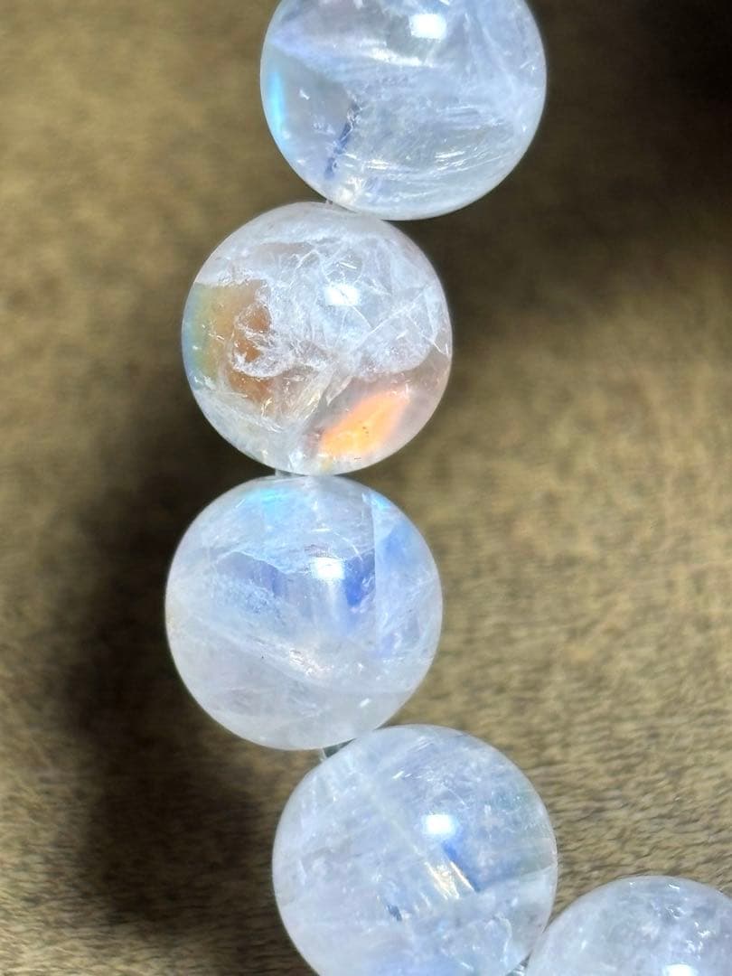 マダガスカル産　レインボームーンストーン　ブレスレット8.1〜8.3㎜（新品）