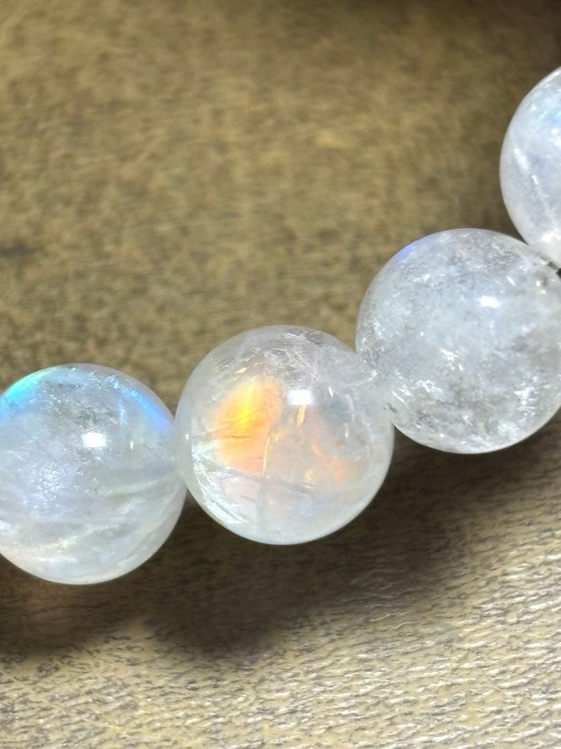 マダガスカル産　レインボームーンストーン　ブレスレット8.1〜8.3㎜（新品）