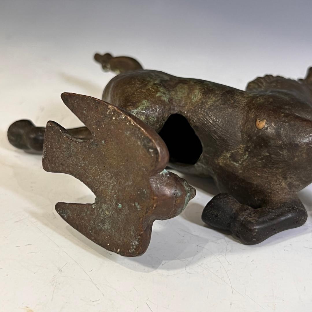 中国骨董　銅器　銅奔馬　馬踏飛燕　馬、飛燕を踏む