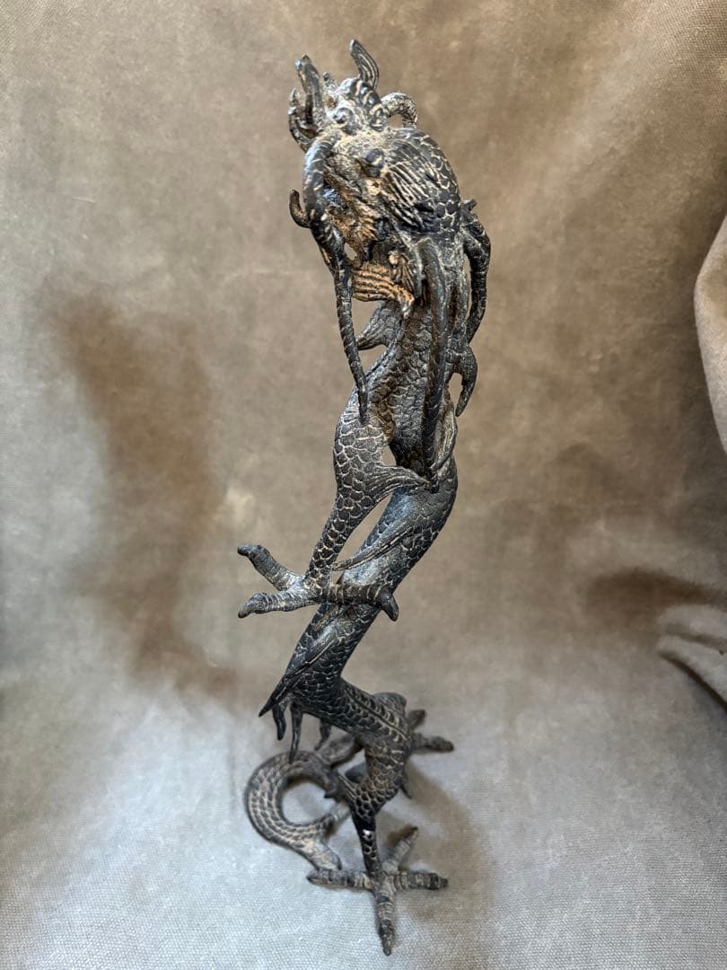 昇龍　ドラゴン　縁起物　青銅　置物