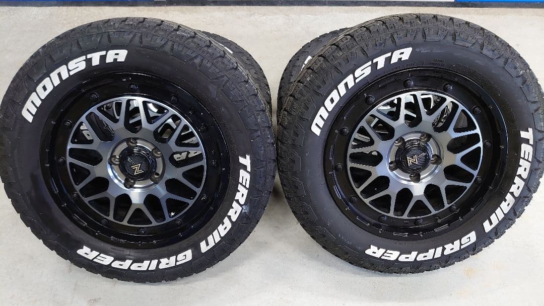ナイトロパワー☆スティンガーM29☆モンスタタイヤ225/65R17☆中古品☆