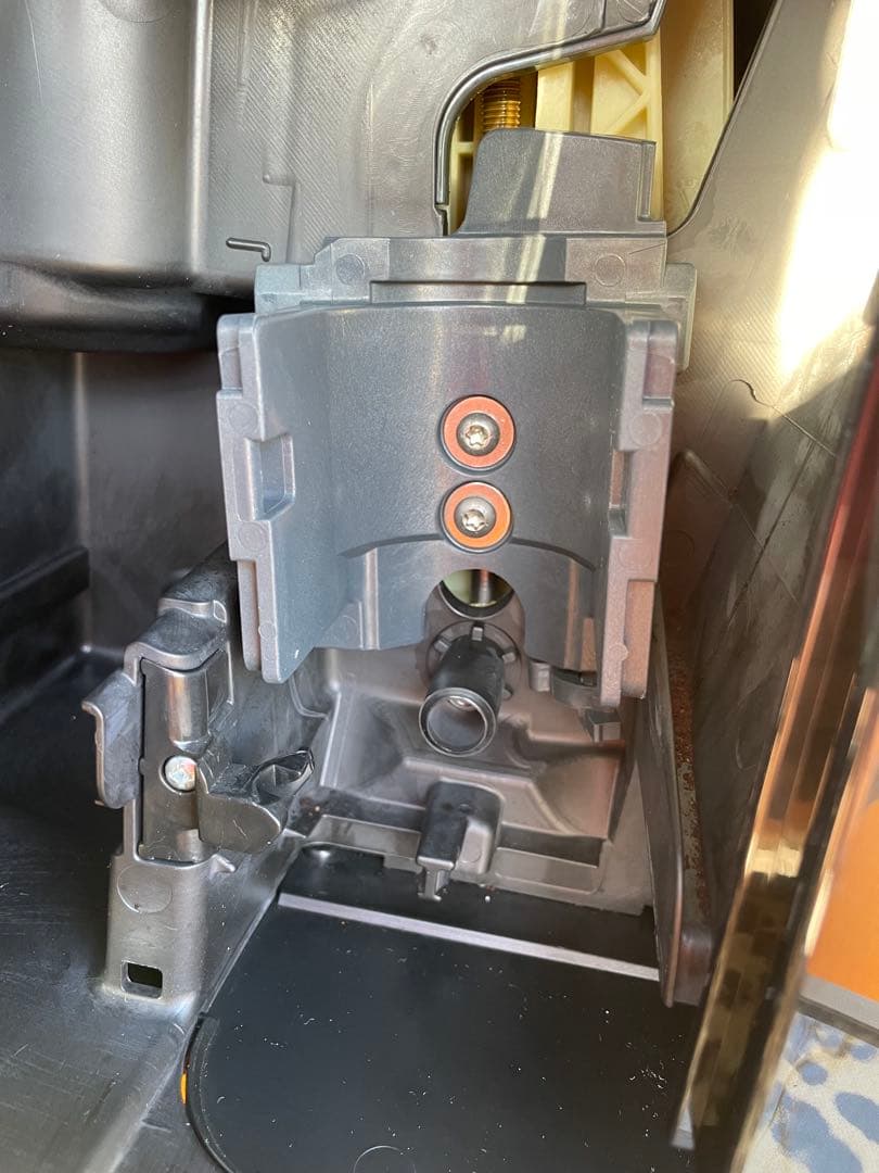 デロンギ 全自動エスプレッソマシン1回のみ使用でカートリッジ2個付き