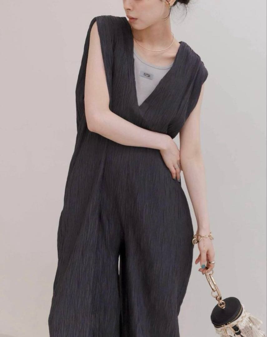 【新品未使用】Eimee Law エイミーロウプリーツオールインワンブラック