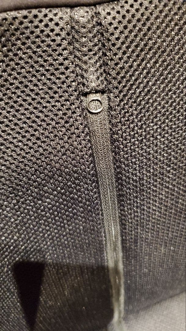 airweave ブラッククッション　エアウィーヴ