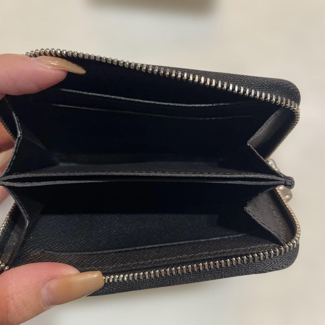 LV 黒ケース