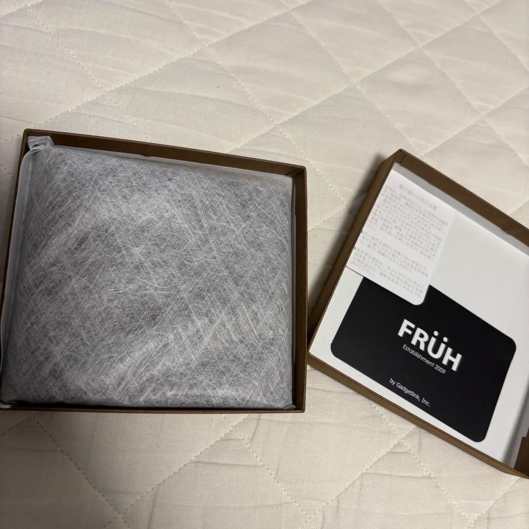 新品同様 fruh [フリュー] スマートショートウォレット コードバン