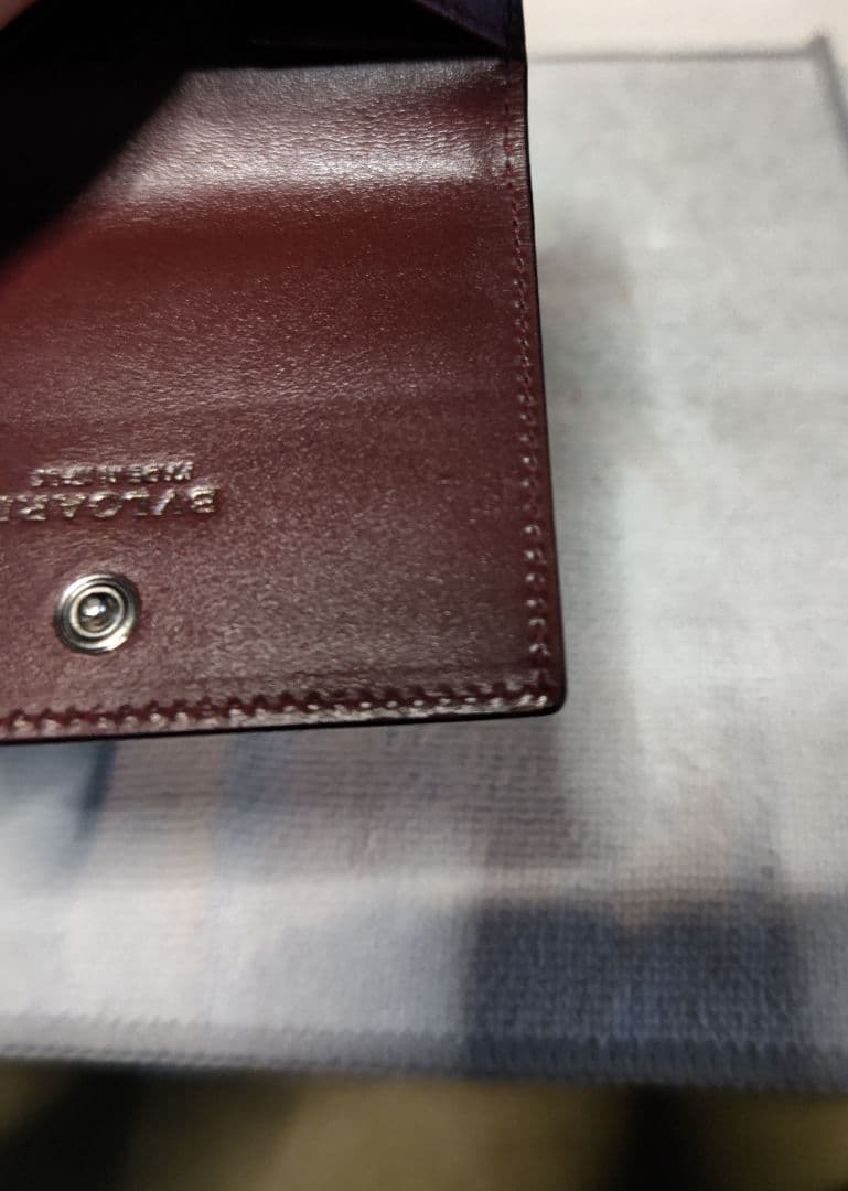 ブルガリBULGARI ブラック 長財布、ケース2点セット箱付き。