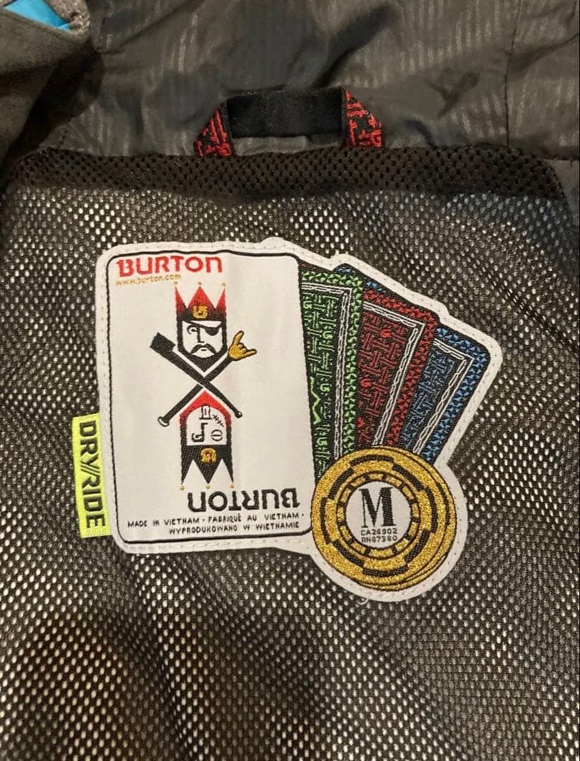 BURTON スノーボードウェア ジャケットとパンツセット M