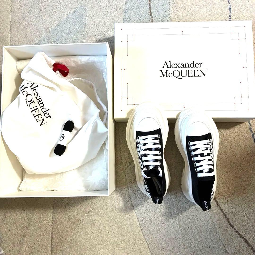 アレキサンダーマックイーン 厚底 レディーススニーカー黒白 23cm新品 正規品